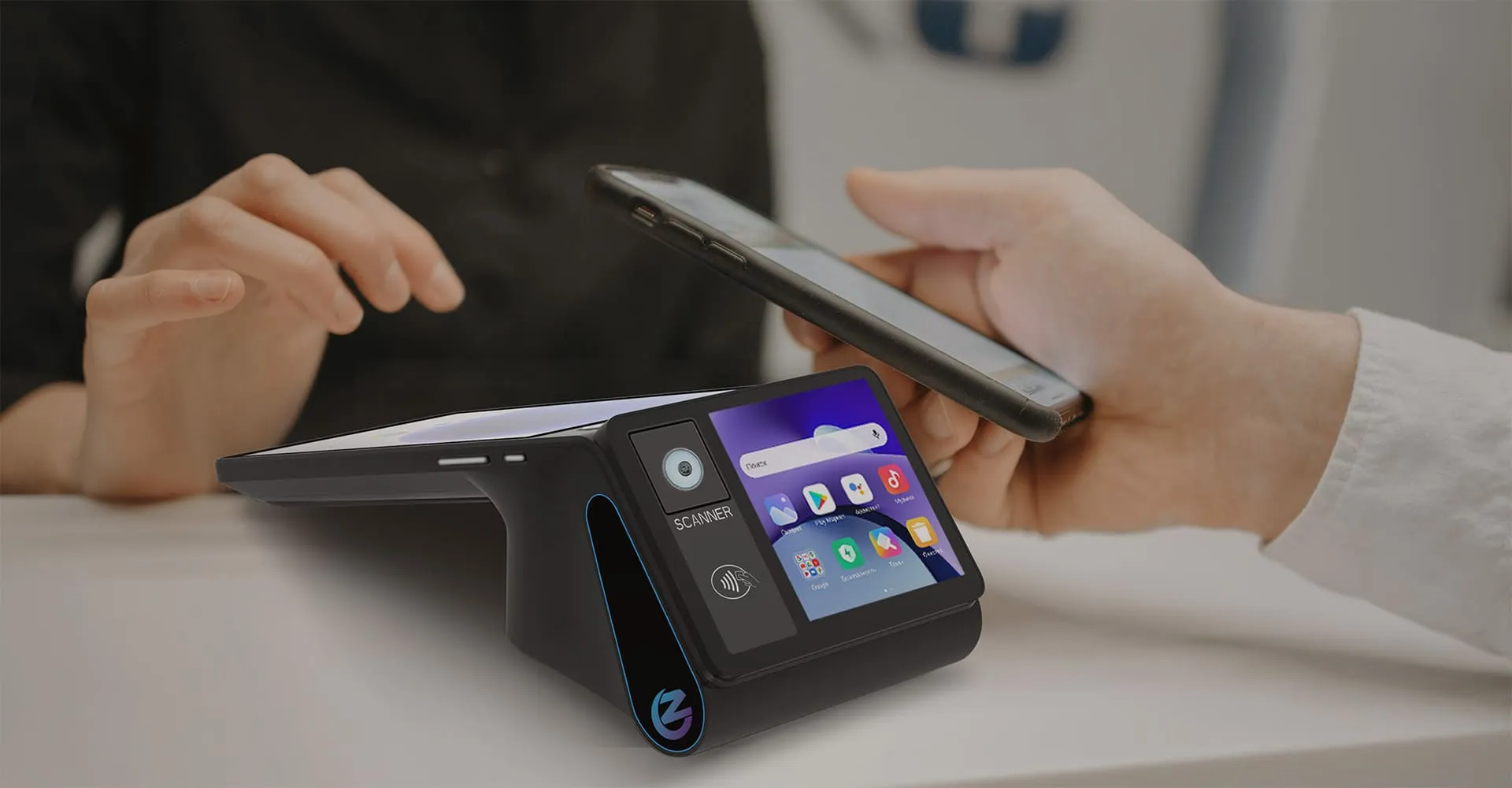 Z108 智能手持终端